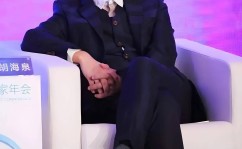 亲妈被妈粉网暴哥哥好能忍及video_t（video）（草莓榴莲末满18岁正正在线网站）