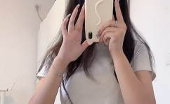 一擦衣服就没了的壁纸,一擦即逝的视觉奇观