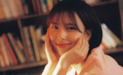 漂亮小姐姐去工作室自慰,小姐姐工作室自慰写真揭秘