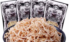 武汉小姐姐吃零食吗,品味武汉小吃，享受悠闲时光