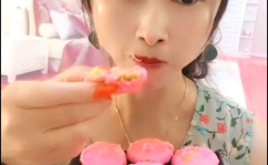 最喜欢吃的小姐姐图片,揭秘我最爱的小姐姐美味瞬间