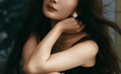 表面是艺人实际是背景通天的4位女星她们非常不怕的就是潜规则为了吃瓜她进娱乐圈却红了