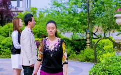 领导的年轻漂亮的妻子,领导与年轻妻子共谱幸福人生篇章”