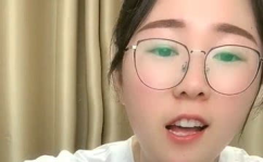 美丽小姐姐逆天颜值视频,逆天颜值引网友热议