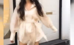 美丽小姐姐逆天颜值视频,逆天颜值引网友热议