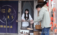 狗头萝莉第一次录综艺素颜形象展现完美气质网友：成功洗白了2025年6月15日