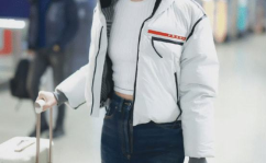 美女私服清爽照图,美女私服穿搭攻略
